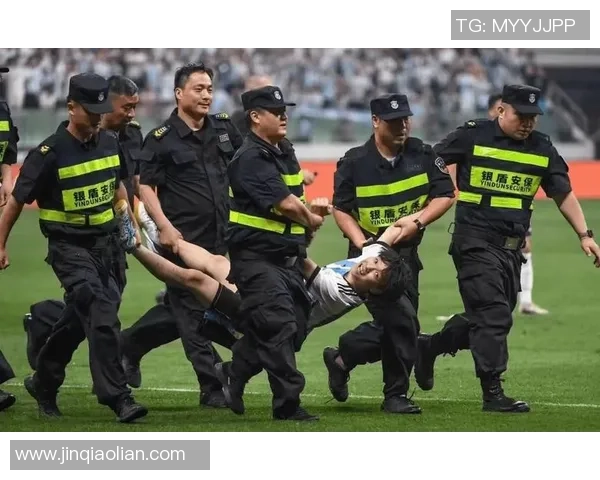 沙托鲁主场迎战瓦朗谢纳期待精彩对决与球迷热情支持 沙托鲁主场迎战瓦朗谢纳期待精彩对决与球迷热情支持