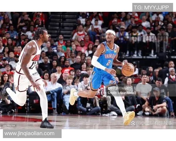 雷霆与火箭第三场精彩集锦回顾展现扣人心弦的比赛瞬间与精彩表现